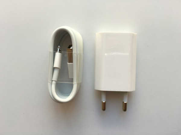 Оригинално зарядно Apple A1400 за iPhone 6 Plus